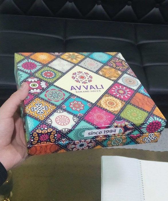 Sovg'alar, bijuteriya, quruq meva, holva parfumeriya uchun  karobkalar