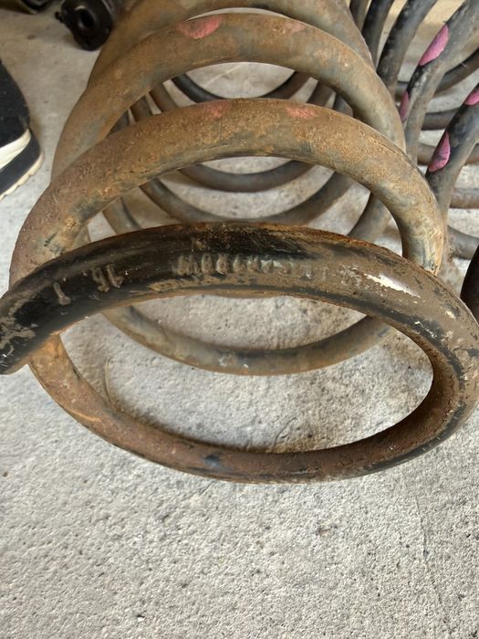 Передние пружины на БМВ Е34