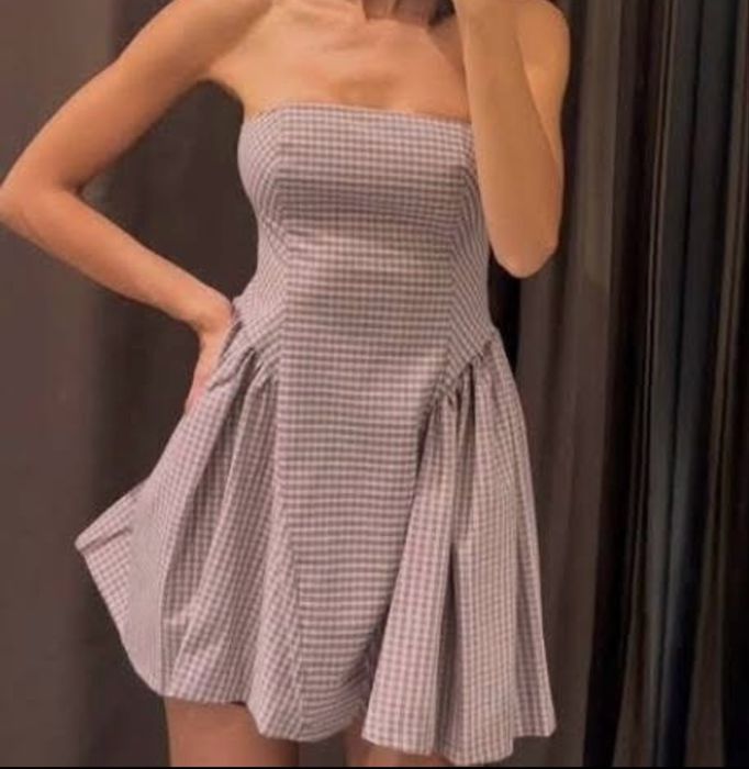 Zara къса рокля