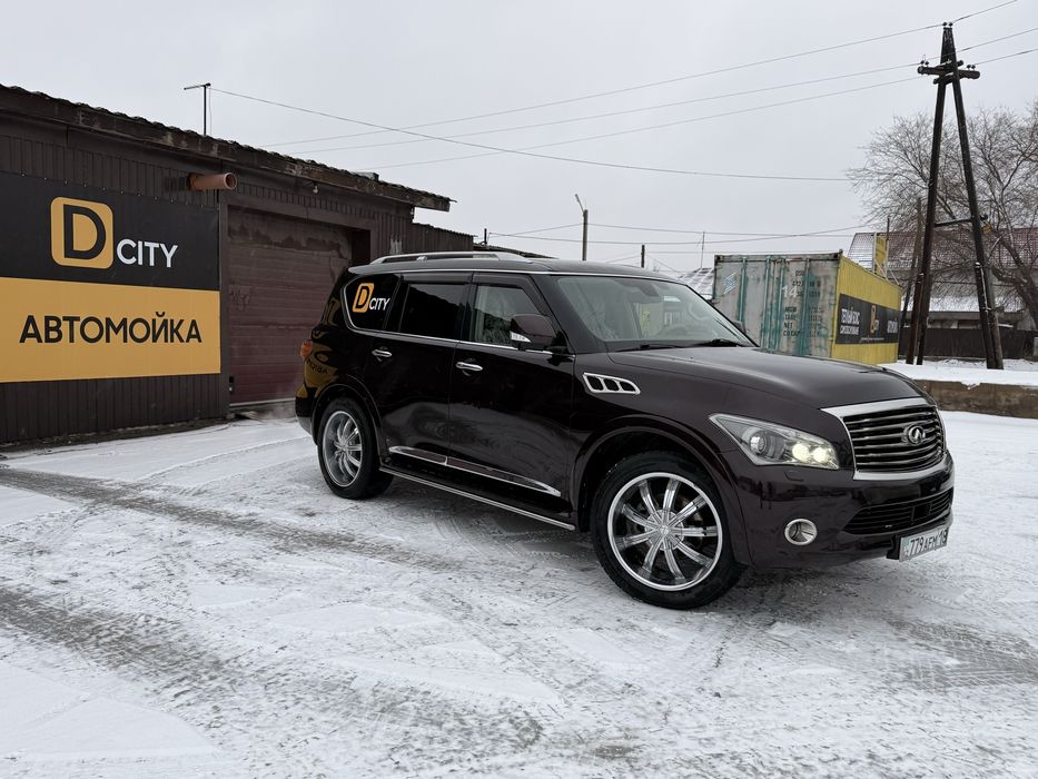 Продам резину с дисками R22