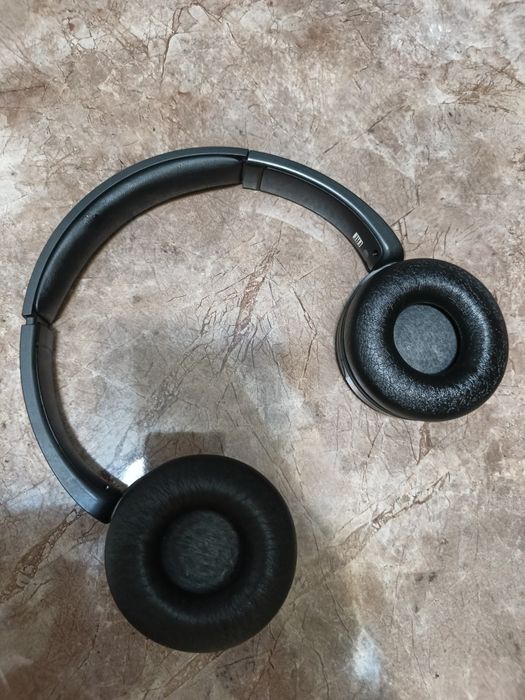 Наушники Sony (Bluetooth)