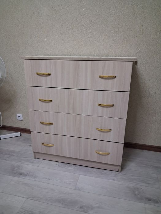 Комод                  .