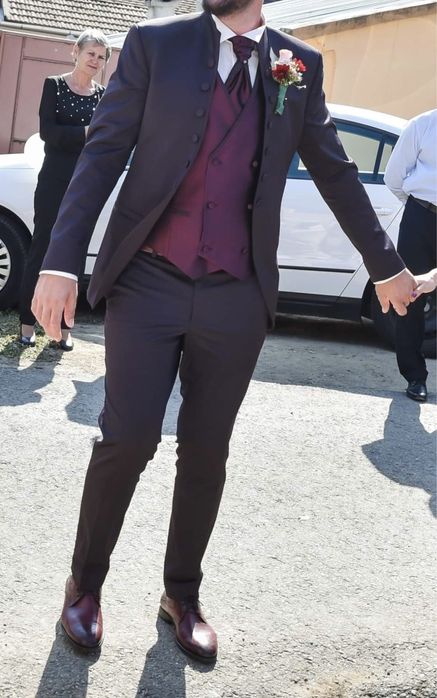 Costum mire / nas Casa Marcu