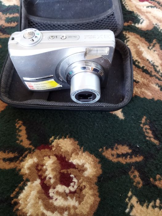 Цифровой фотоаппарат Kodak Рабочая без флешки с чехлом