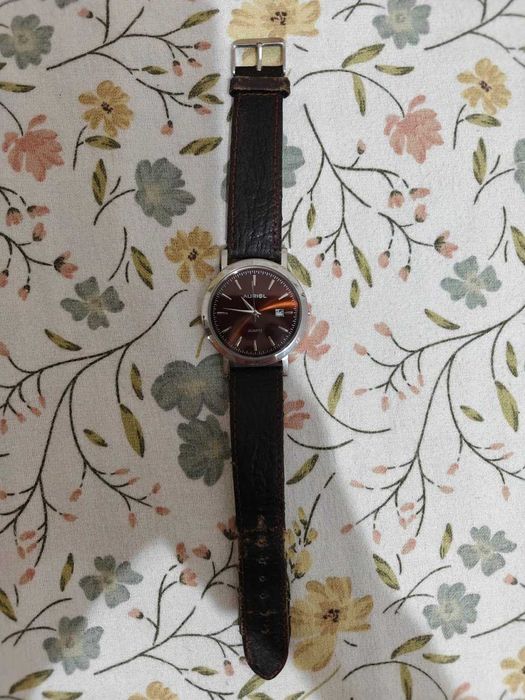 Неработещ мъжки часовник без коронка