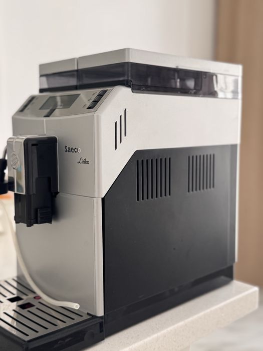 Кофемашина Saeco Lirika