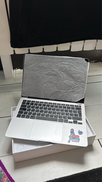 MacBook Air 13дюйм