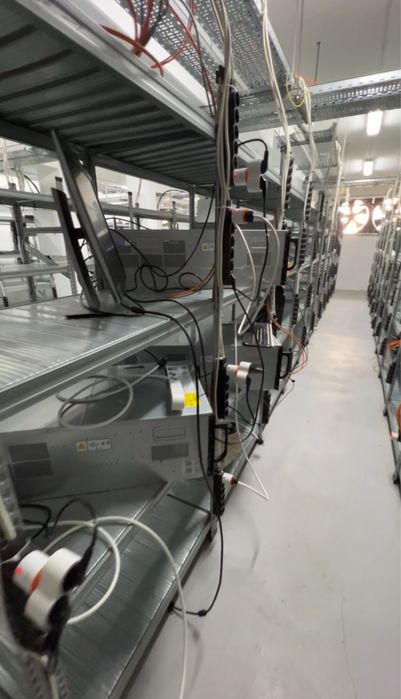 Сглобяване и настройка на AI/GPU сървъри + Linux (AI cloud hosting)