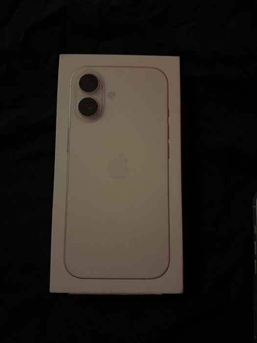 iPhone 17 white 256GB