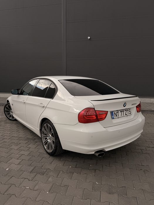 Bmw 320XD 2011 Automat 184 cai