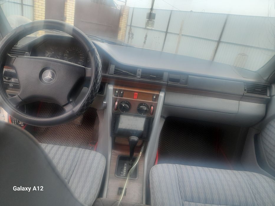 Мерседес сатылады