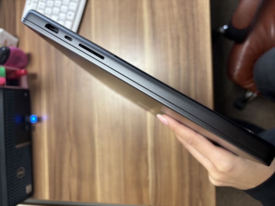 MacBook Pro 16-inch/ Apple M3 Pro/ Garantie 24 luni / 512gb / ca nou