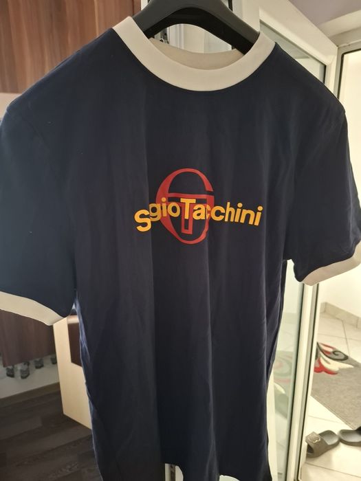 Tricou Sergio tachinează nou fara eticheta