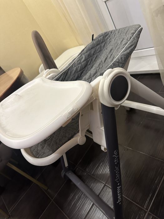 Столик для кормления