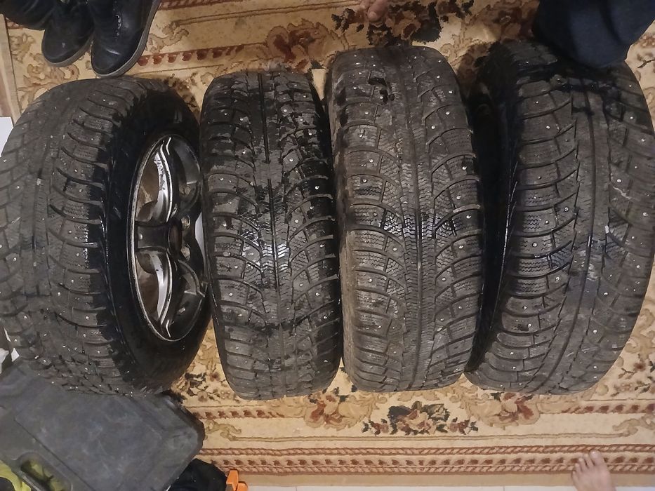 Зимние щины 195/65 R15