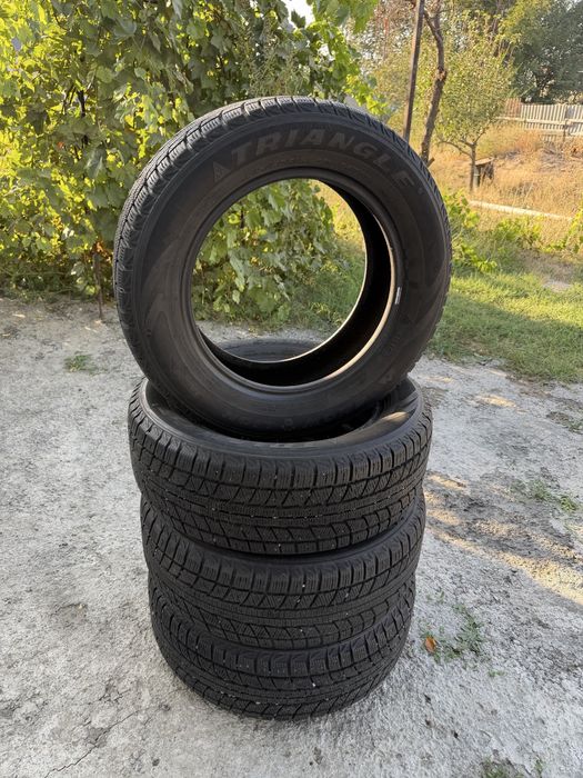 Продам шины TRIANGLE комплект зима 215/60/R16