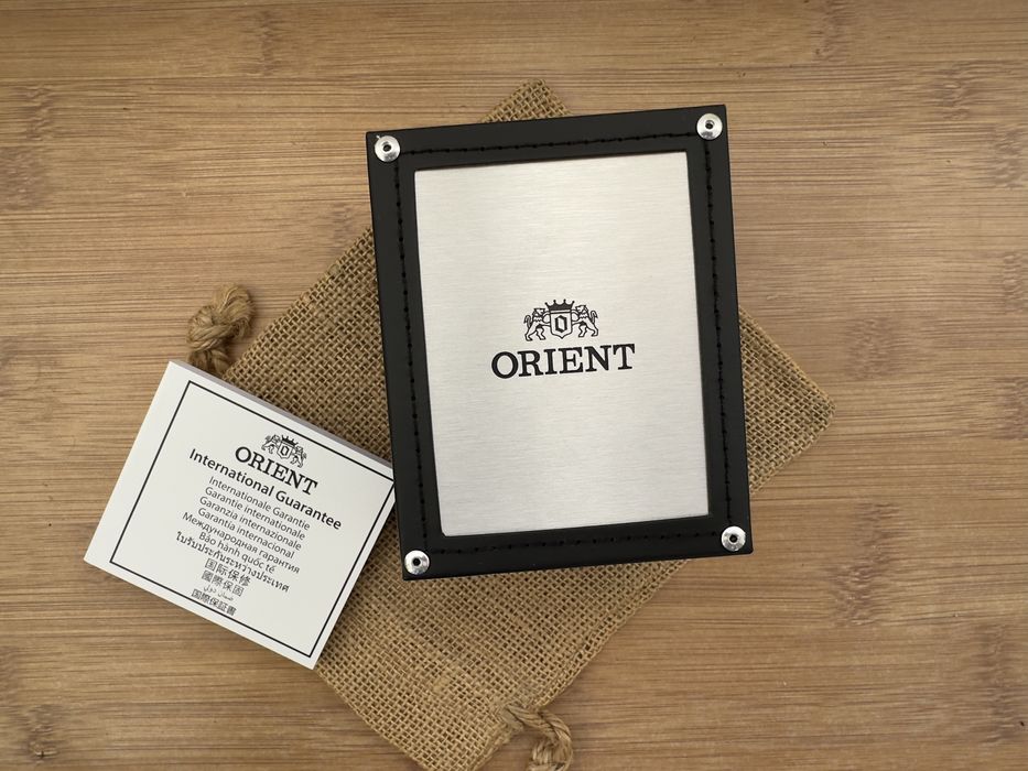 Ceas Orient Contemporary Red Dial Open Heart RA-AR0010R10B