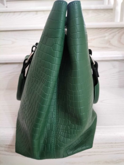 Натуральная кожаная сумка от Art Caravan