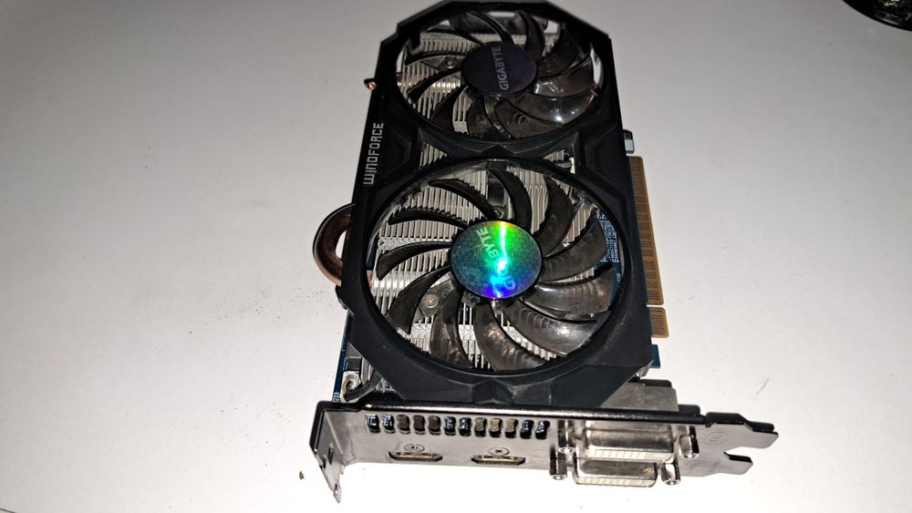 Видеокарта GIGABYTE 750ti