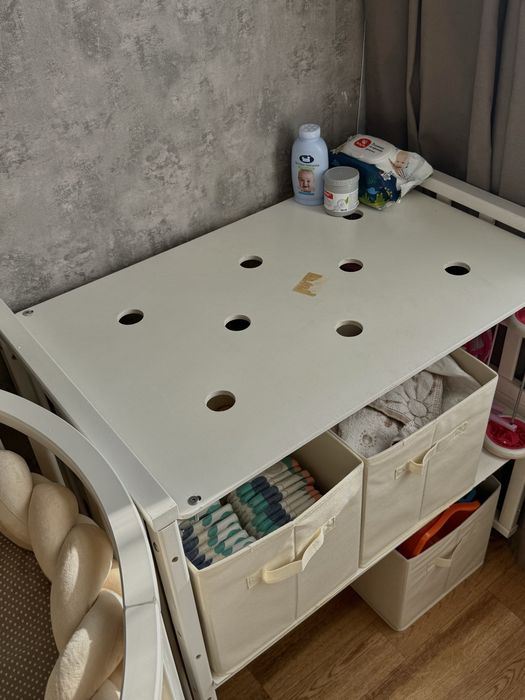 Продам круглую кроватку 8 в 1