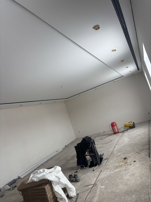 Натяжной потолок