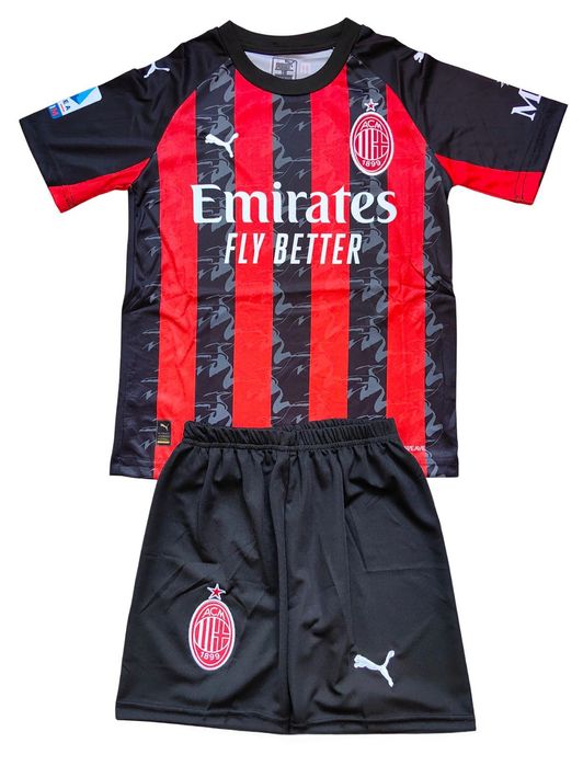Детски футболен екип Милан Лука Модрич комплект Milan тениска Modric