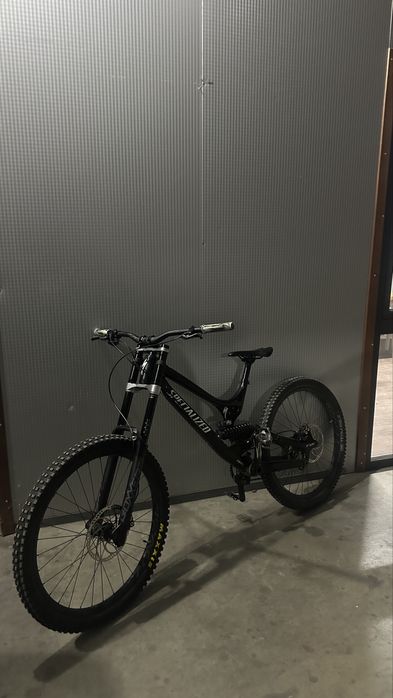 Specialized demo 8