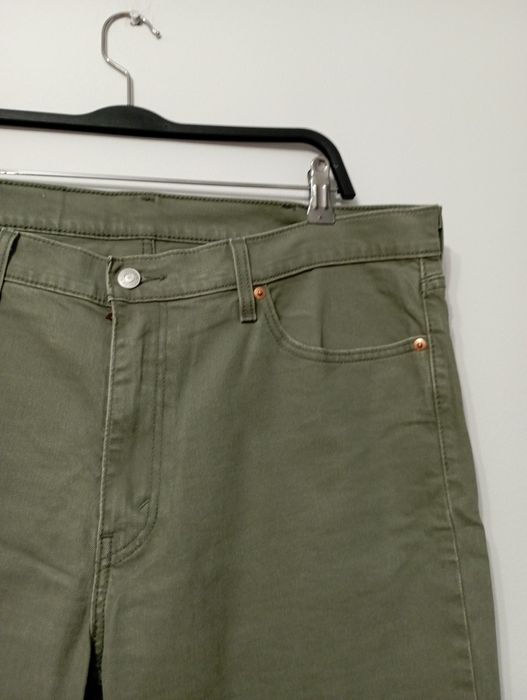 Blugi levis mărimea XL