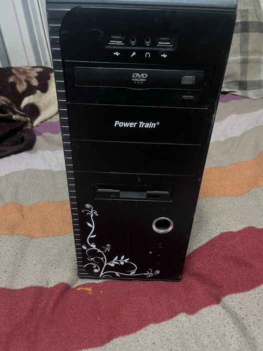 Системник в хорошем состоянии