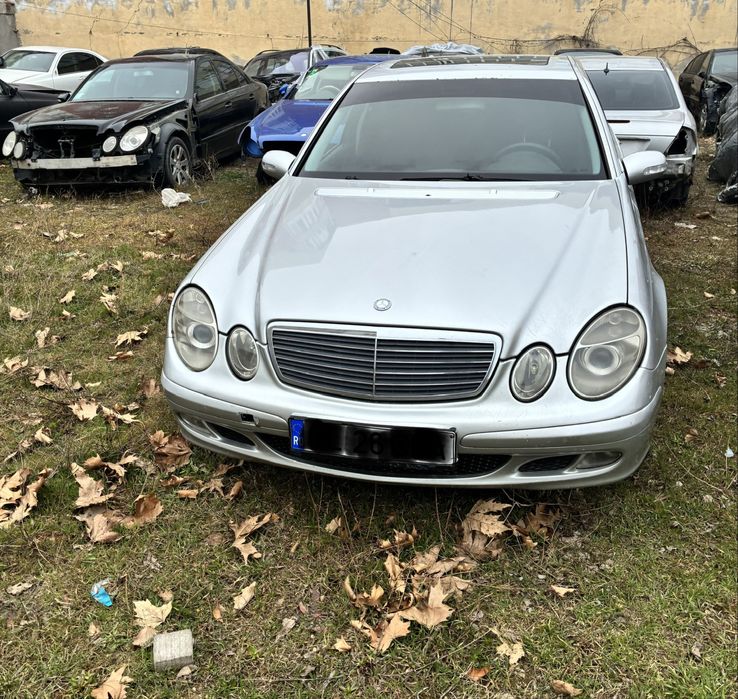 Dezmembrari Mercedes e-class w211