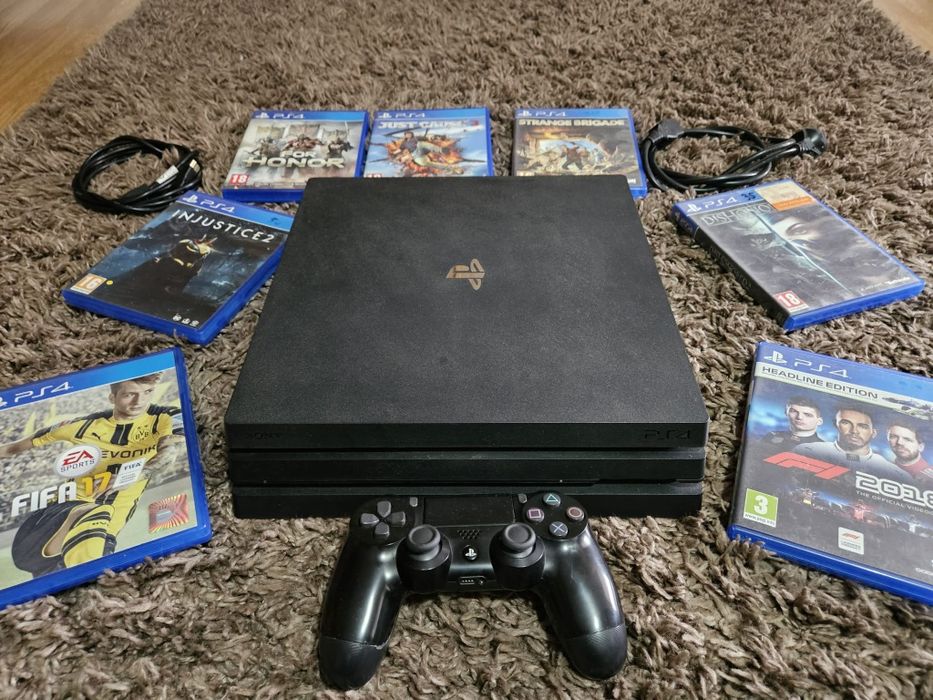 Ps 4 pro 1 TB + controler si jocuri