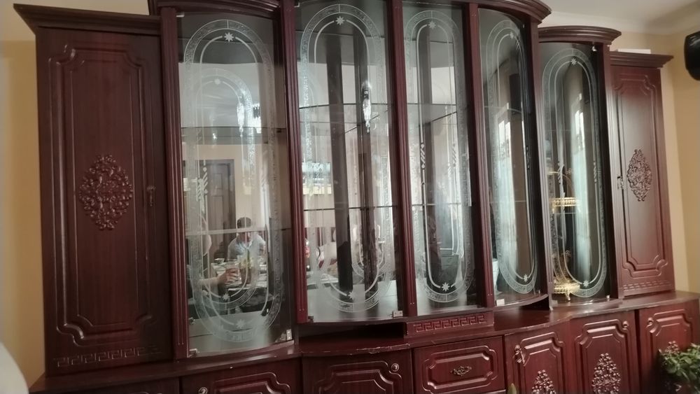 Мебель для зала.