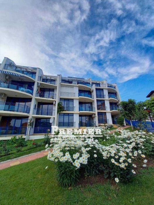 Продава се Тристаен апартамент в Свети Влас - 87 кв.м за 586 €/кв.м - Снимка #2