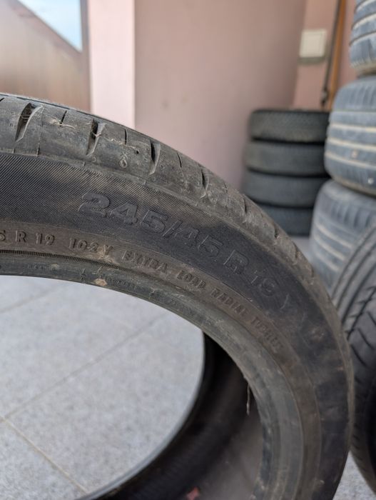 Anvelope vara Continental 245/45 R19 stare foarte buna