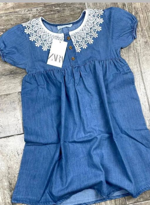 Джинсовое платье Zara