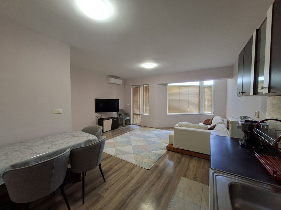 Дава се под наем Двустаен апартамент в Благоевград, Освобождение - 62 кв.м за 306 € - Снимка #5