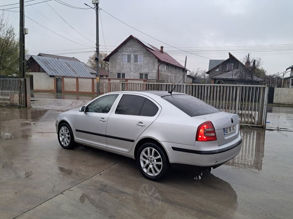 Vând skoda octavia 2 /2.0 diesel. 6 trepte  an 2005