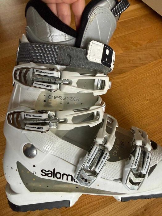 Clapari schi Salomon Divine