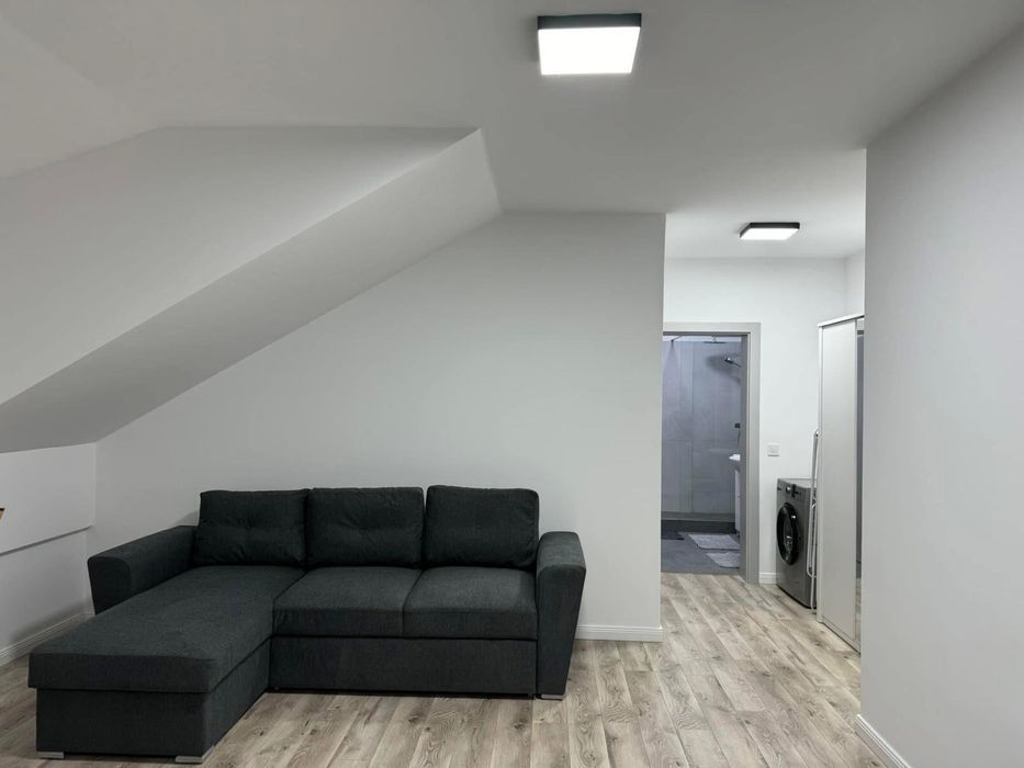 Apartamente de închiriat