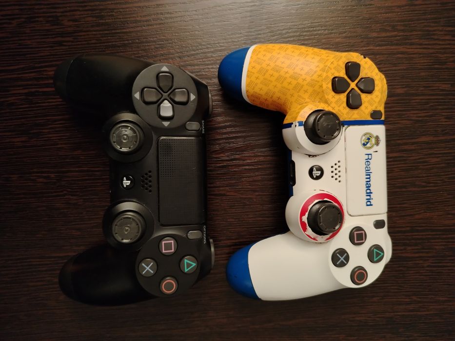 PlayStation 4 Slim 1TB + 2 геймпада + 14 игр
