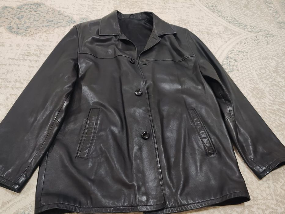 Продам мужскую куртку.