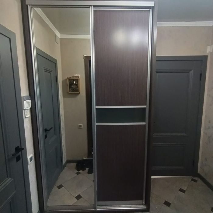 Шкаф купе в отличном состоянии!