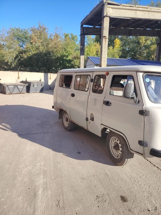 Продам уаз 22069 7мест.