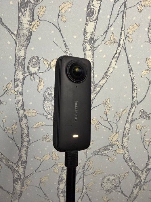 Insta360 X3 — камера 360°, 5.7K, отличное состояние