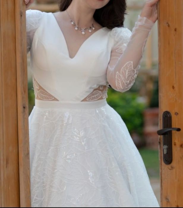 Свадебное платье в идеальном состоянии