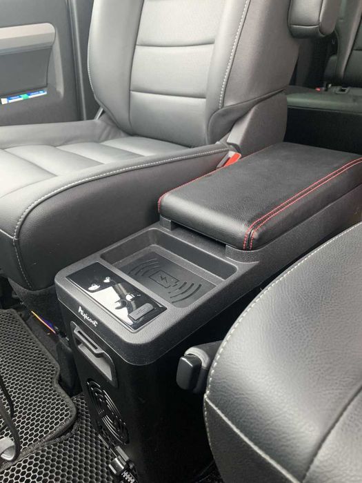 авто холодильник в подлокотник