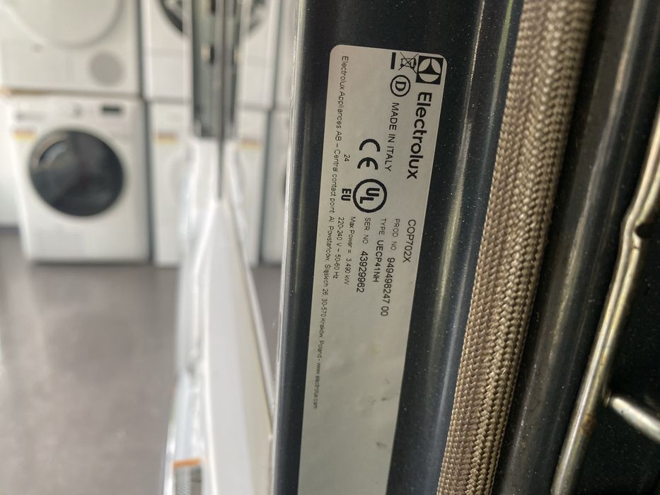 Фурна за вграждане Electrolux 65 l