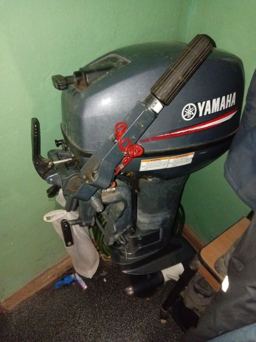 Продам лодочный мотор ямаха