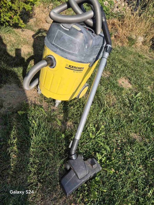 Индустриална прахосмукачка Karcher