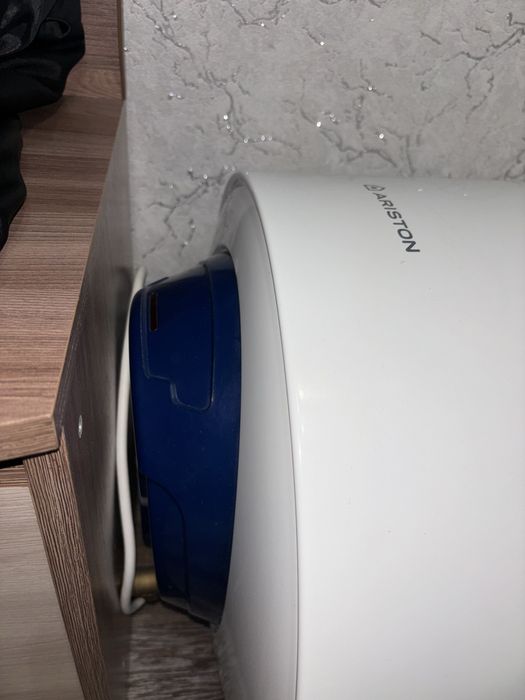 Бойлер,  Ariston